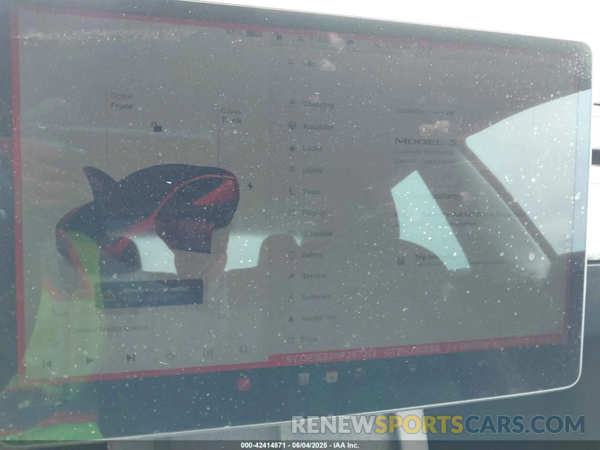 17 Photograph of a damaged car 5YJ3E1EB2NF267213 TESLA MODEL 3 2022