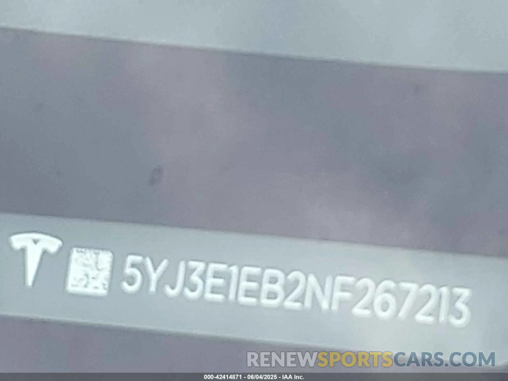 18 Photograph of a damaged car 5YJ3E1EB2NF267213 TESLA MODEL 3 2022