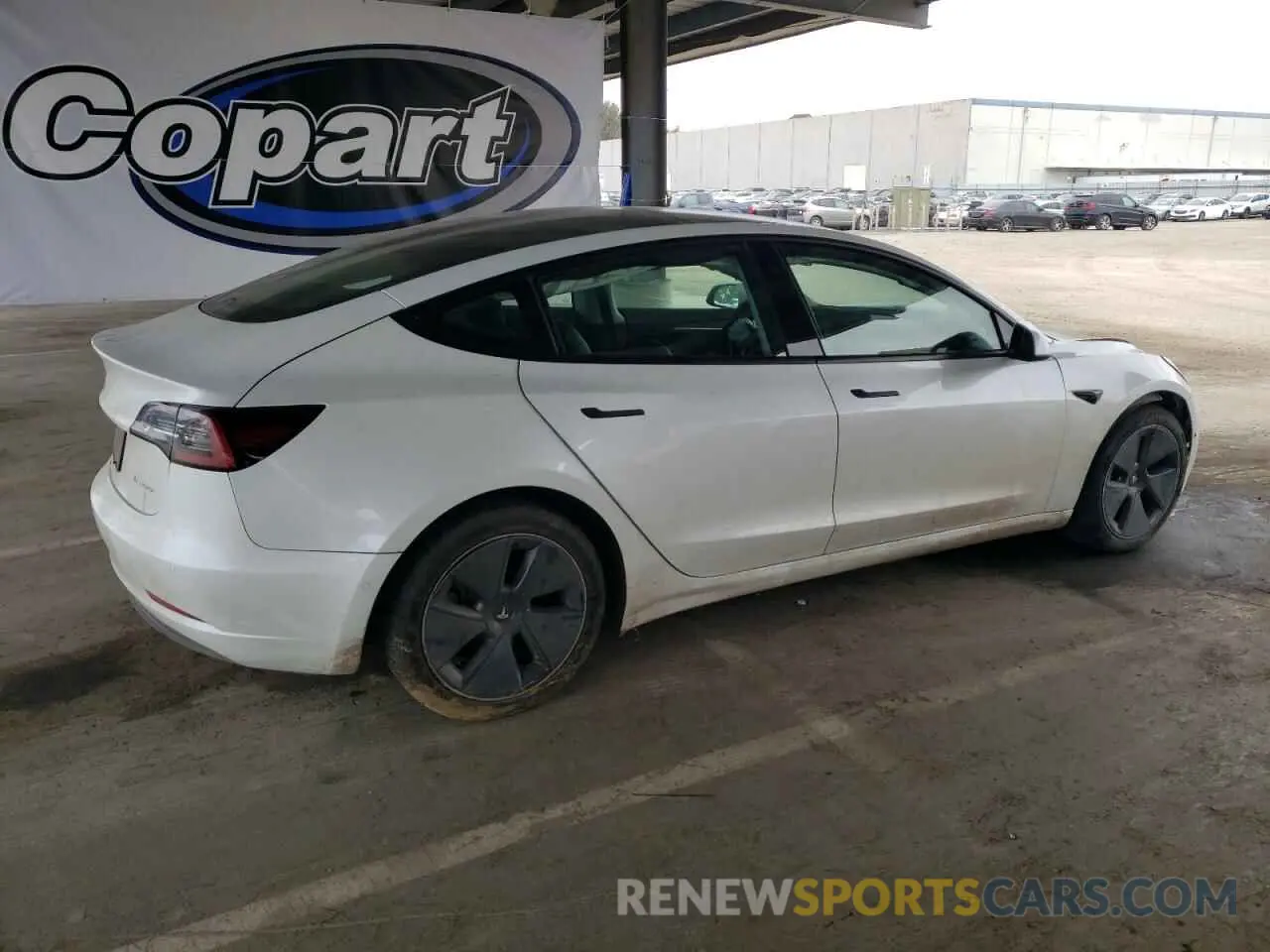 3 Photograph of a damaged car 5YJ3E1EB2NF267485 TESLA MODEL 3 2022