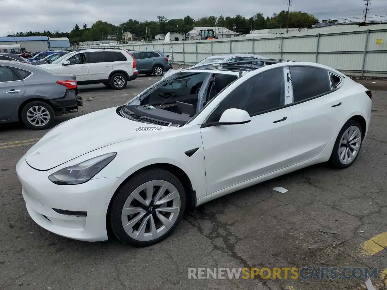 1 Photograph of a damaged car 5YJ3E1EB2NF272606 TESLA MODEL 3 2022