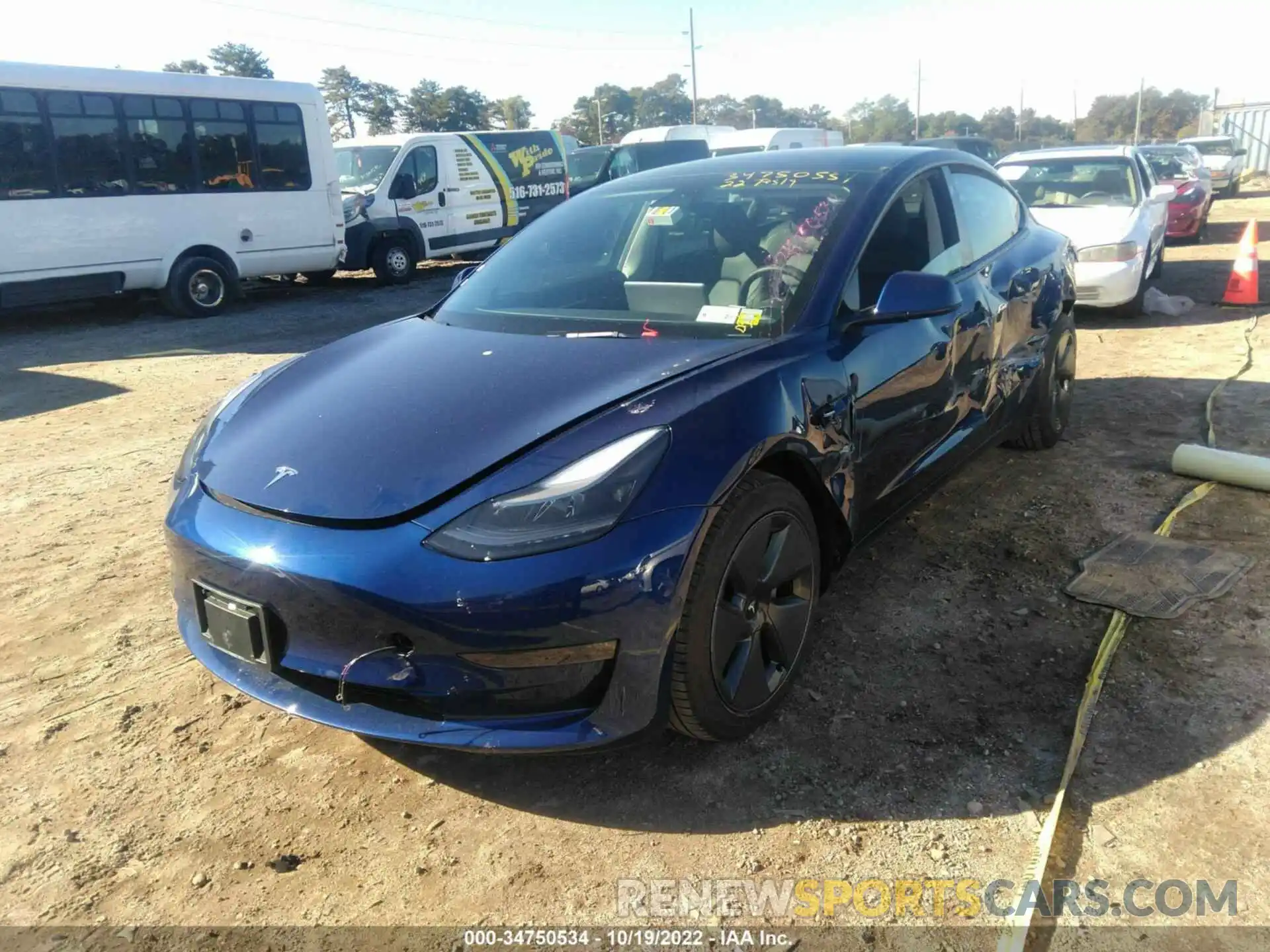 2 Photograph of a damaged car 5YJ3E1EB2NF288062 TESLA MODEL 3 2022