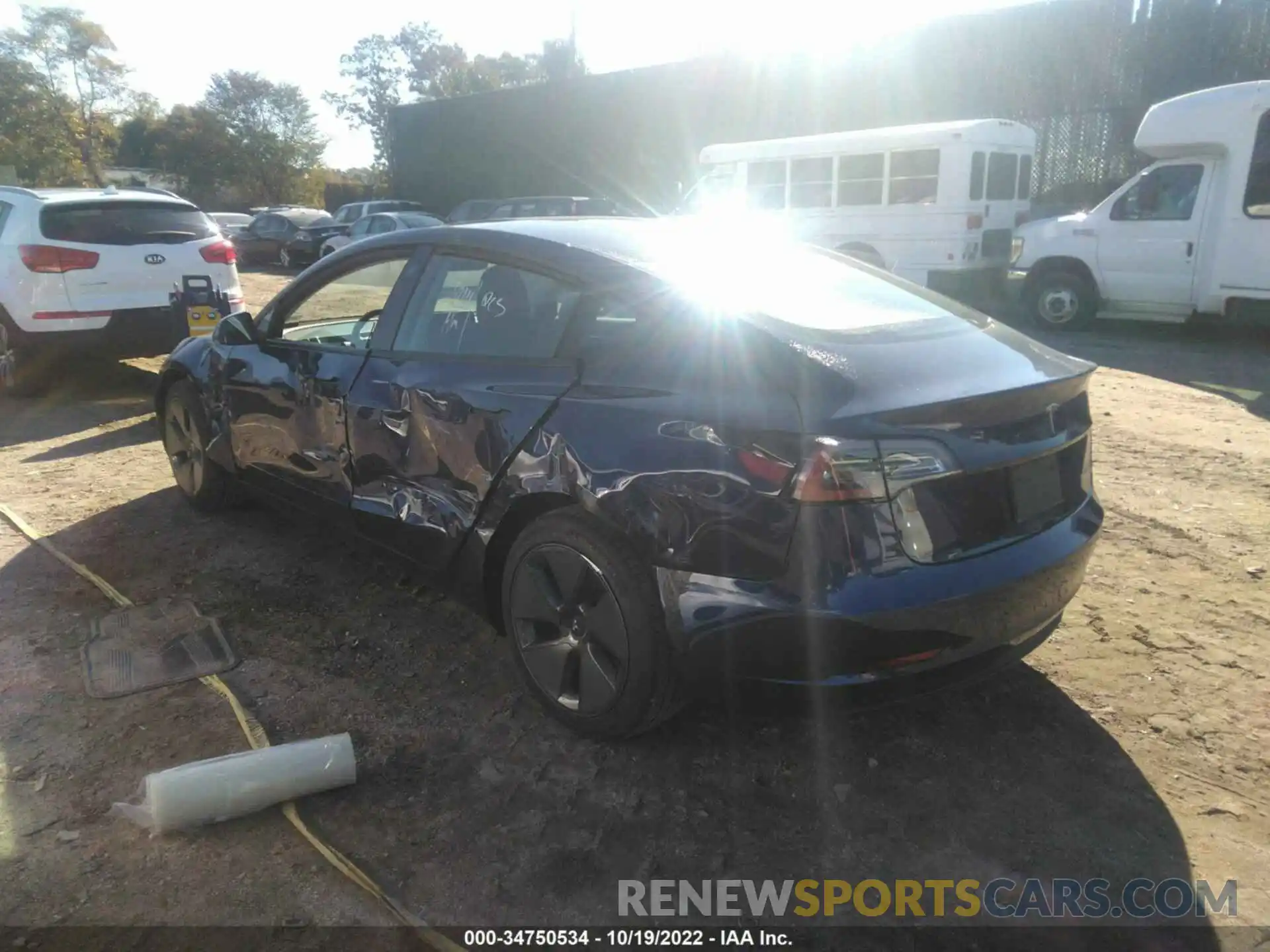 3 Photograph of a damaged car 5YJ3E1EB2NF288062 TESLA MODEL 3 2022