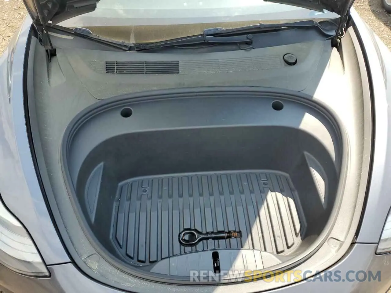 11 Photograph of a damaged car 5YJ3E1EB2NF289356 TESLA MODEL 3 2022