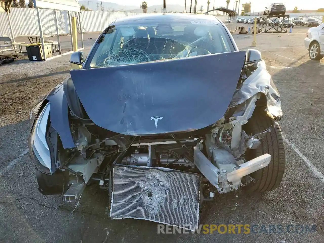 5 Photograph of a damaged car 5YJ3E1EB2NF313283 TESLA MODEL 3 2022