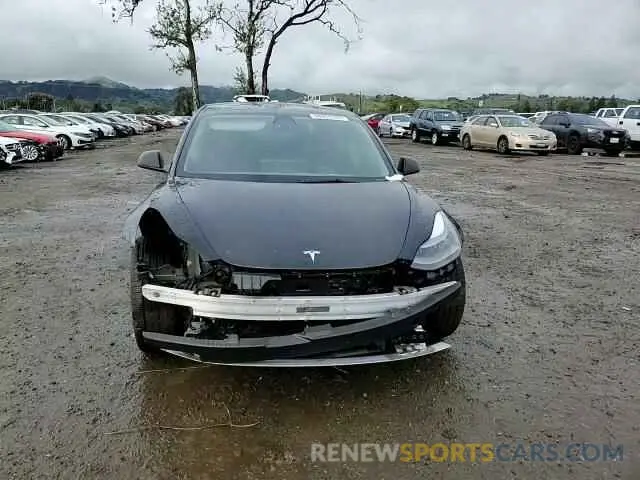 11 Photograph of a damaged car 5YJ3E1EB2NF313672 TESLA MODEL 3 2022