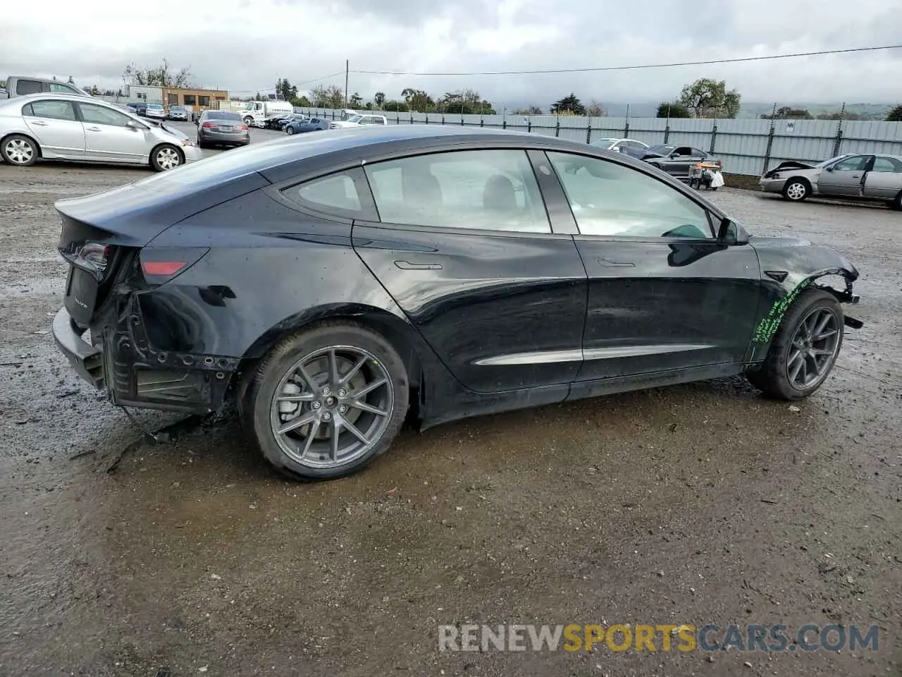 3 Photograph of a damaged car 5YJ3E1EB2NF313672 TESLA MODEL 3 2022