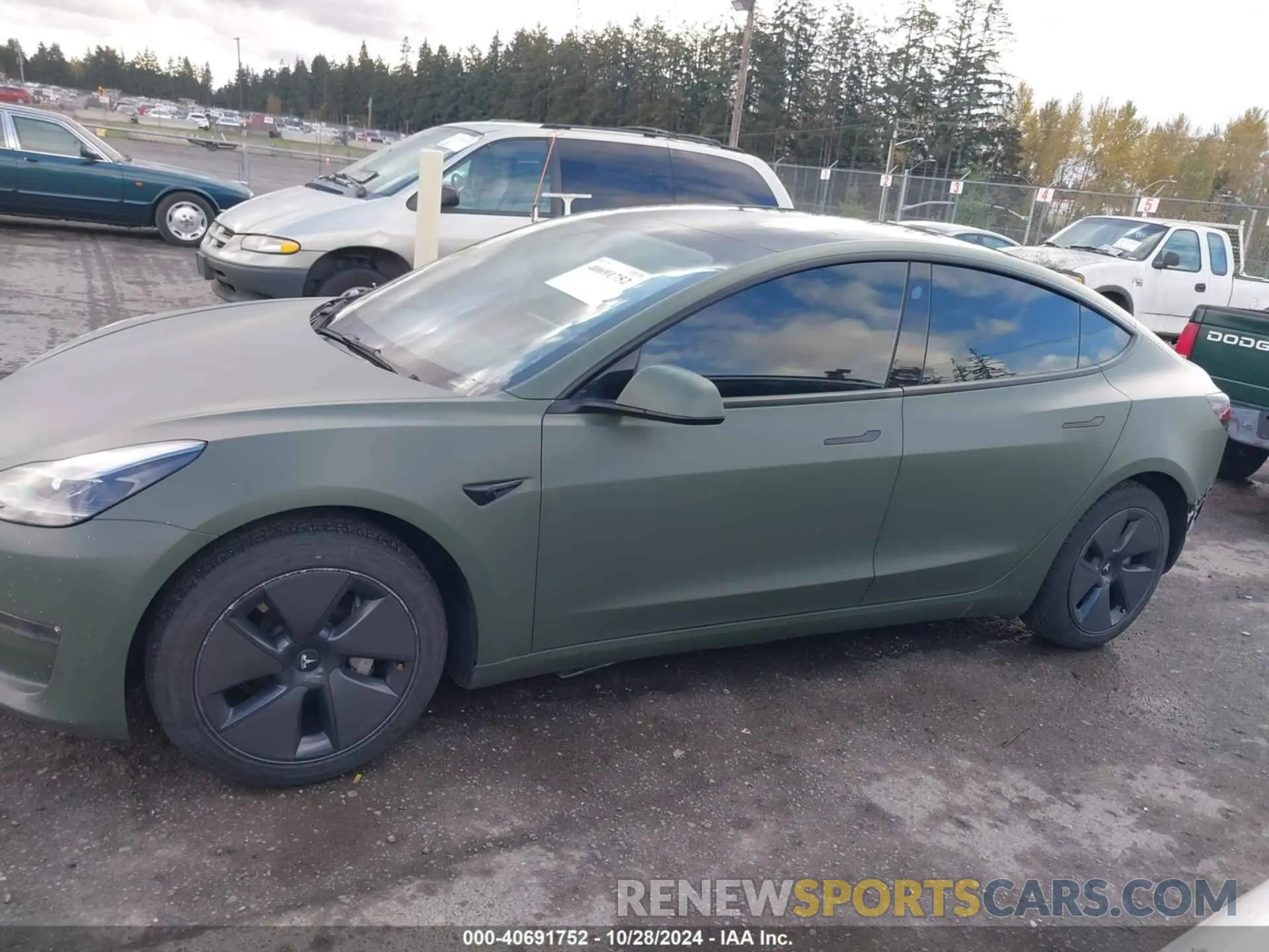 15 Photograph of a damaged car 5YJ3E1EB2NF326941 TESLA MODEL 3 2022