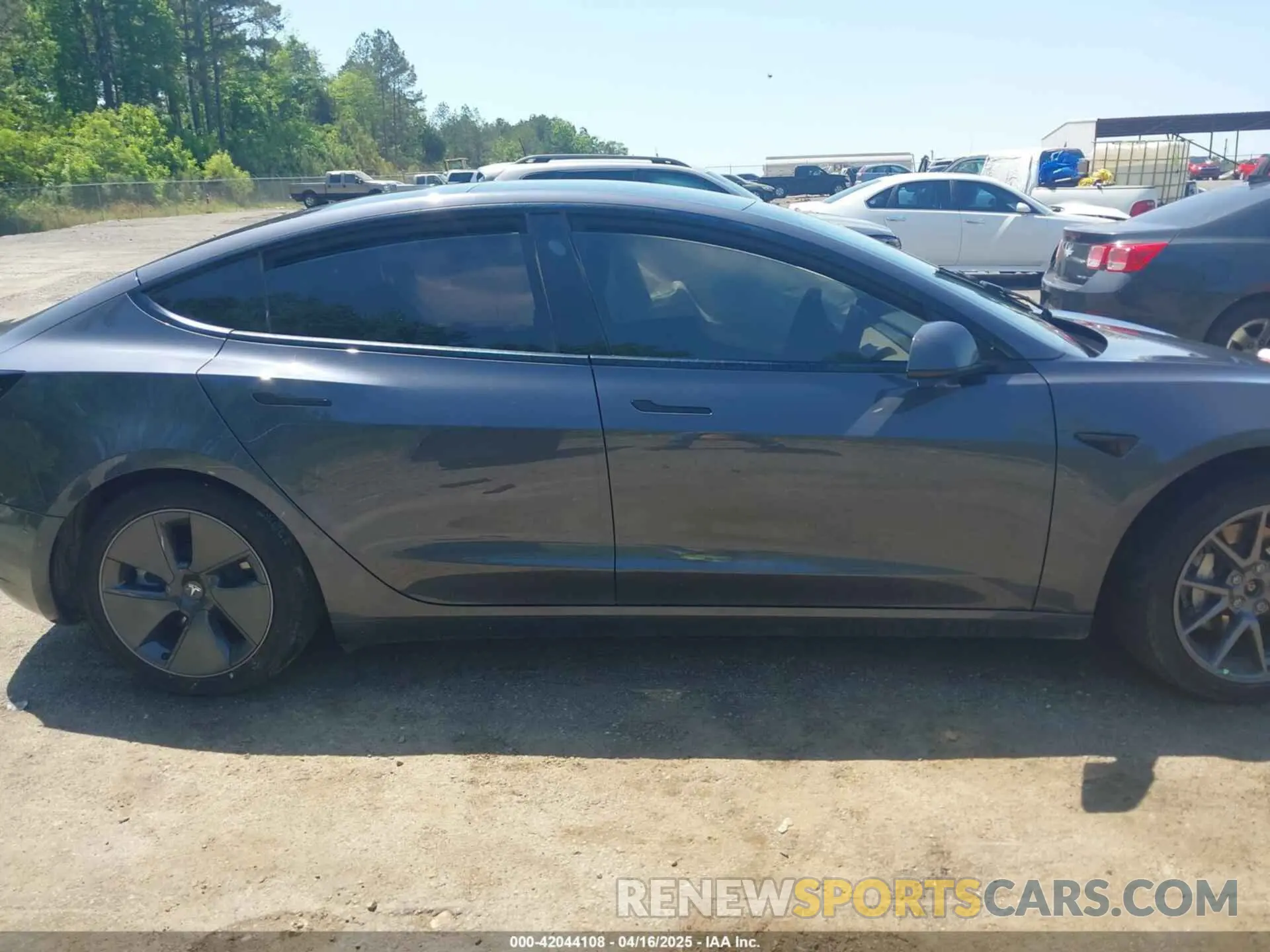 13 Photograph of a damaged car 5YJ3E1EB2NF335641 TESLA MODEL 3 2022