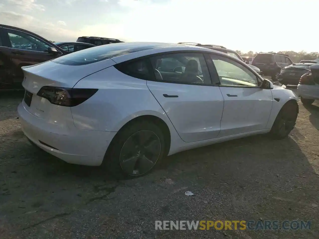 3 Photograph of a damaged car 5YJ3E1EB3NF103419 TESLA MODEL 3 2022