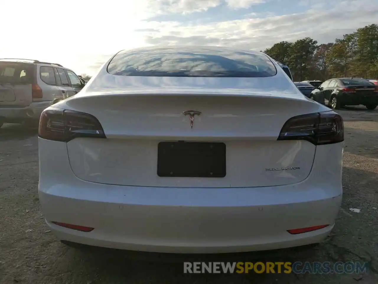 6 Photograph of a damaged car 5YJ3E1EB3NF103419 TESLA MODEL 3 2022