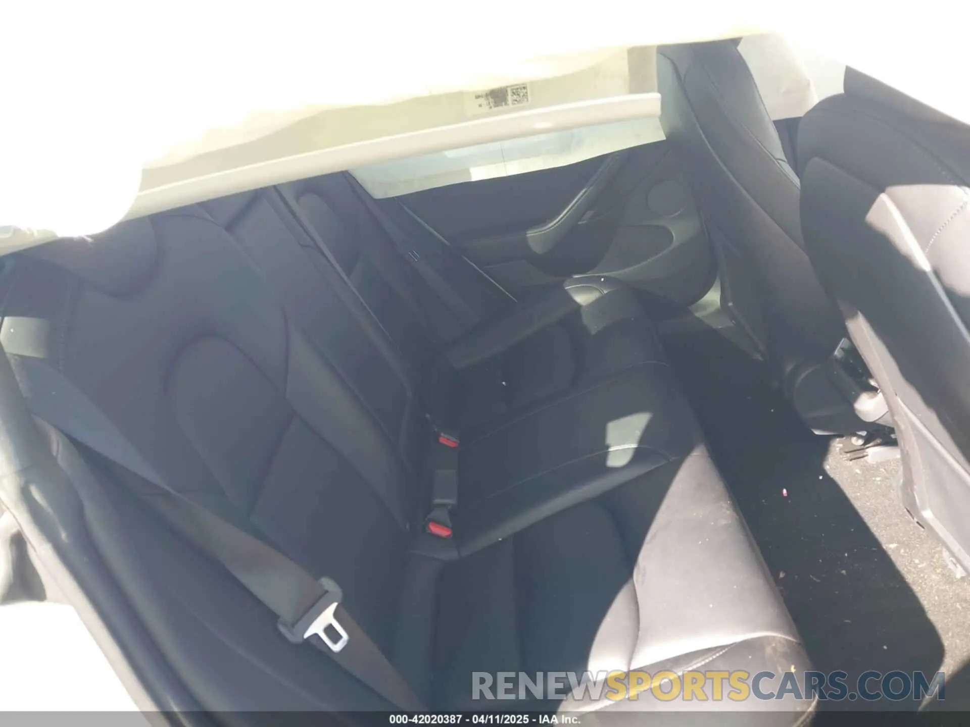 8 Photograph of a damaged car 5YJ3E1EB3NF105770 TESLA MODEL 3 2022