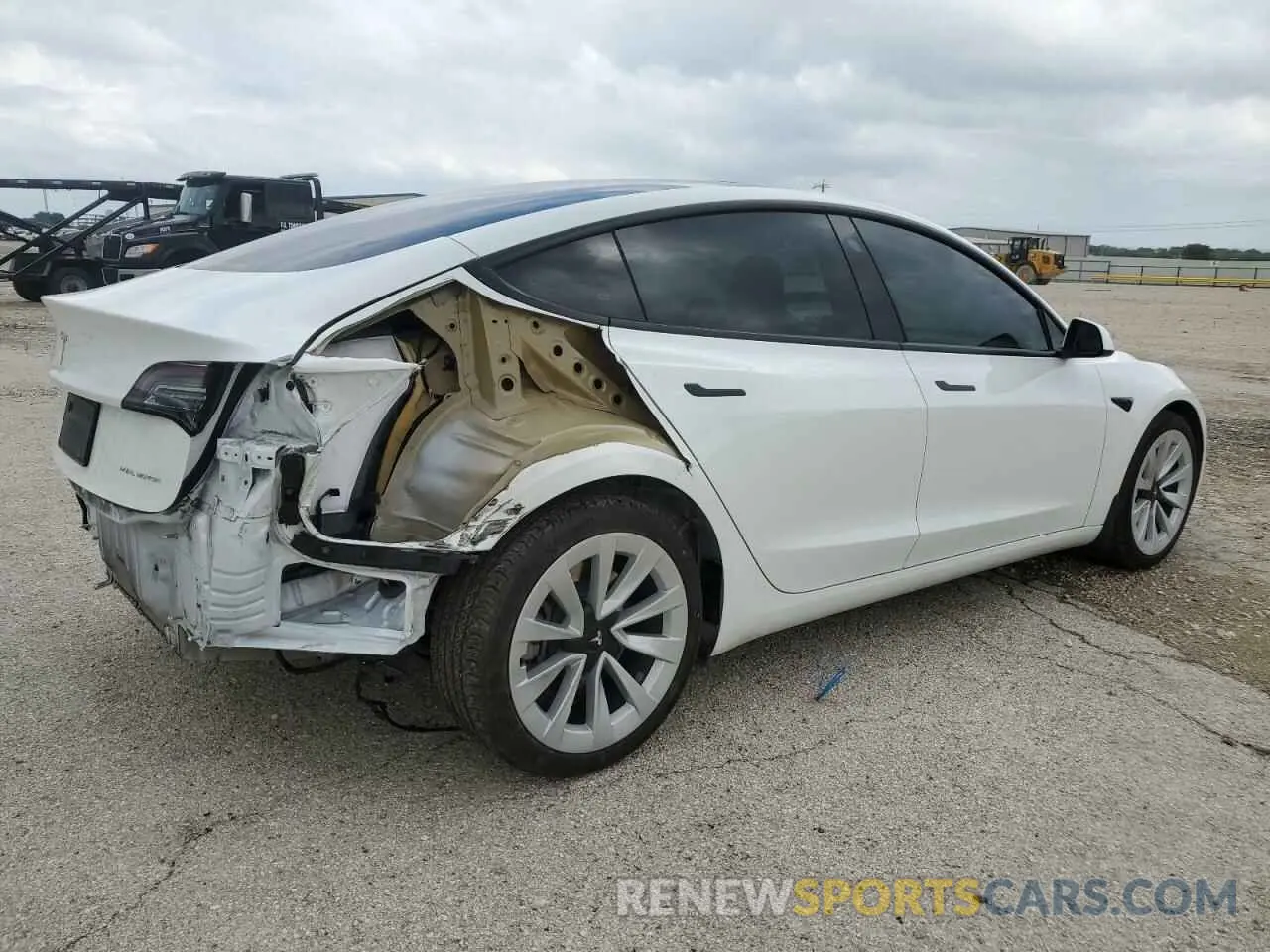 3 Photograph of a damaged car 5YJ3E1EB3NF131334 TESLA MODEL 3 2022