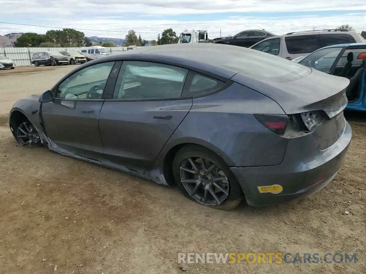 2 Photograph of a damaged car 5YJ3E1EB3NF136274 TESLA MODEL 3 2022