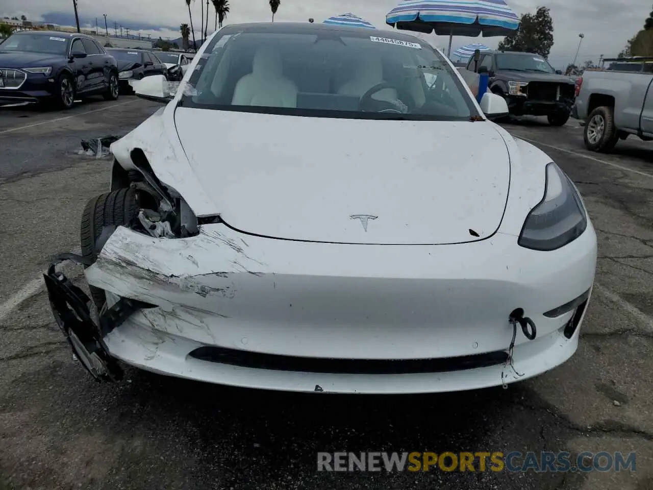 5 Photograph of a damaged car 5YJ3E1EB3NF136551 TESLA MODEL 3 2022