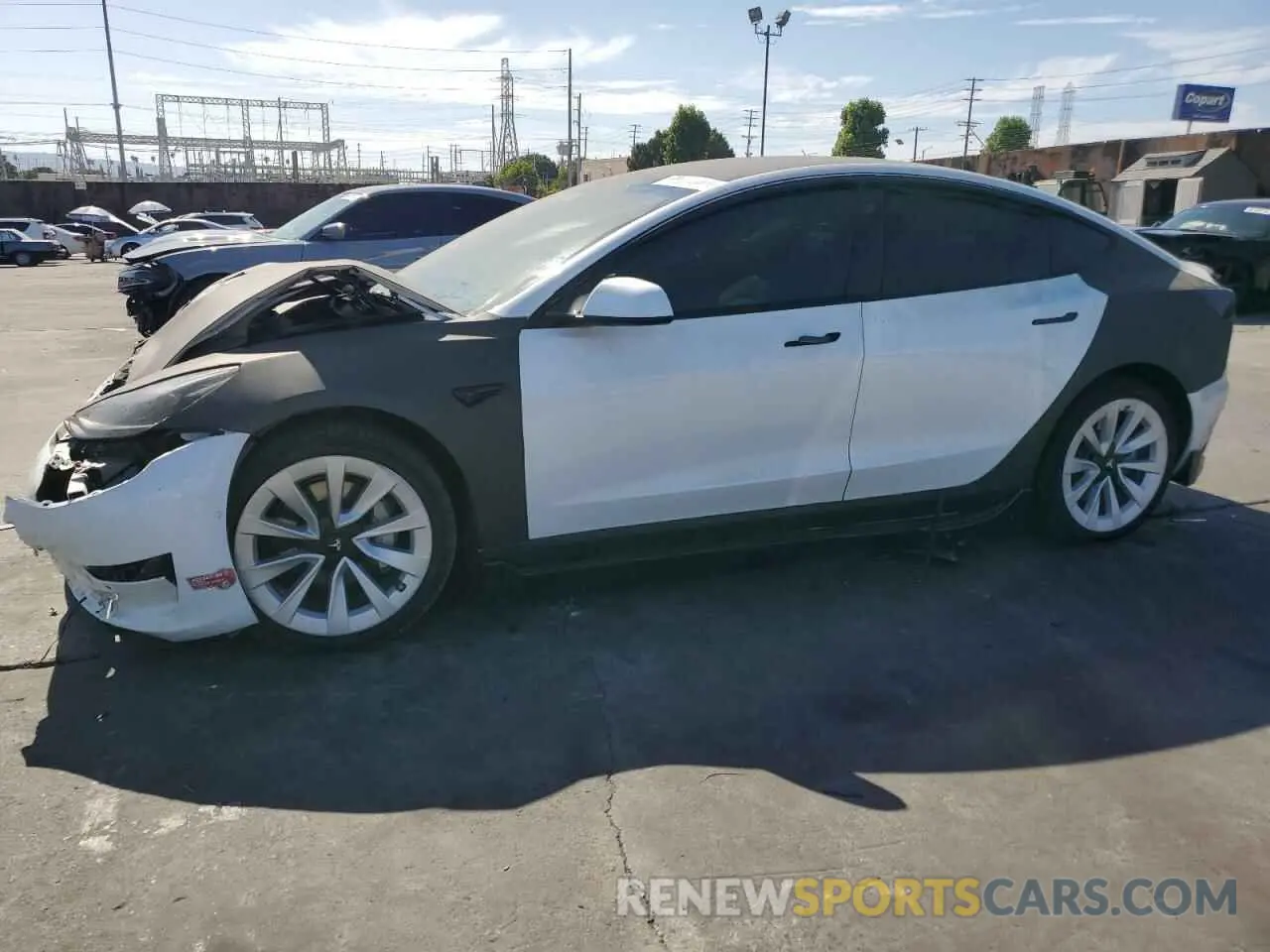 1 Photograph of a damaged car 5YJ3E1EB3NF143581 TESLA MODEL 3 2022