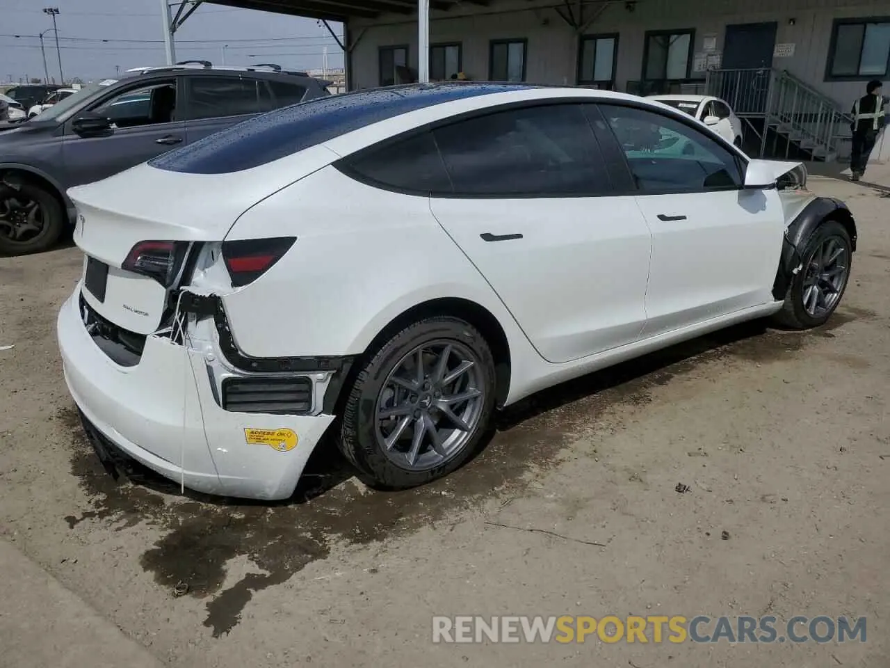 3 Photograph of a damaged car 5YJ3E1EB3NF174314 TESLA MODEL 3 2022