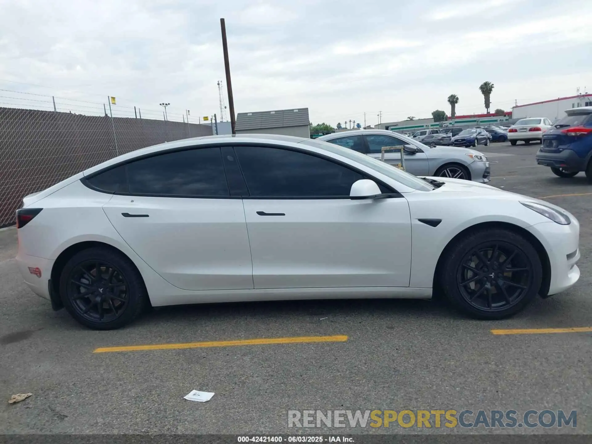 13 Photograph of a damaged car 5YJ3E1EB3NF183689 TESLA MODEL 3 2022