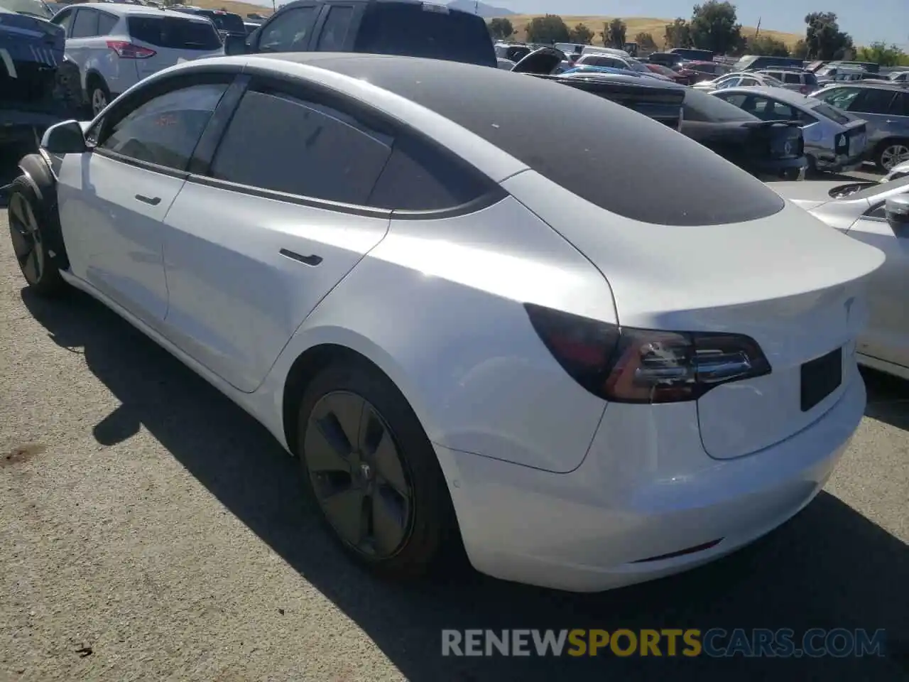 3 Photograph of a damaged car 5YJ3E1EB3NF184048 TESLA MODEL 3 2022