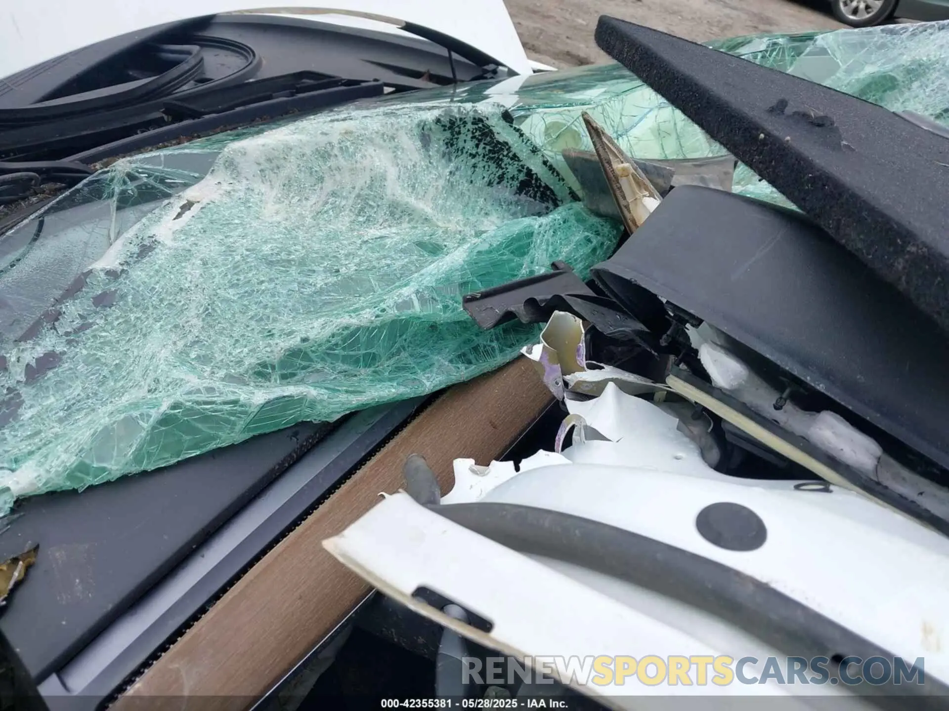 15 Photograph of a damaged car 5YJ3E1EB3NF186902 TESLA MODEL 3 2022