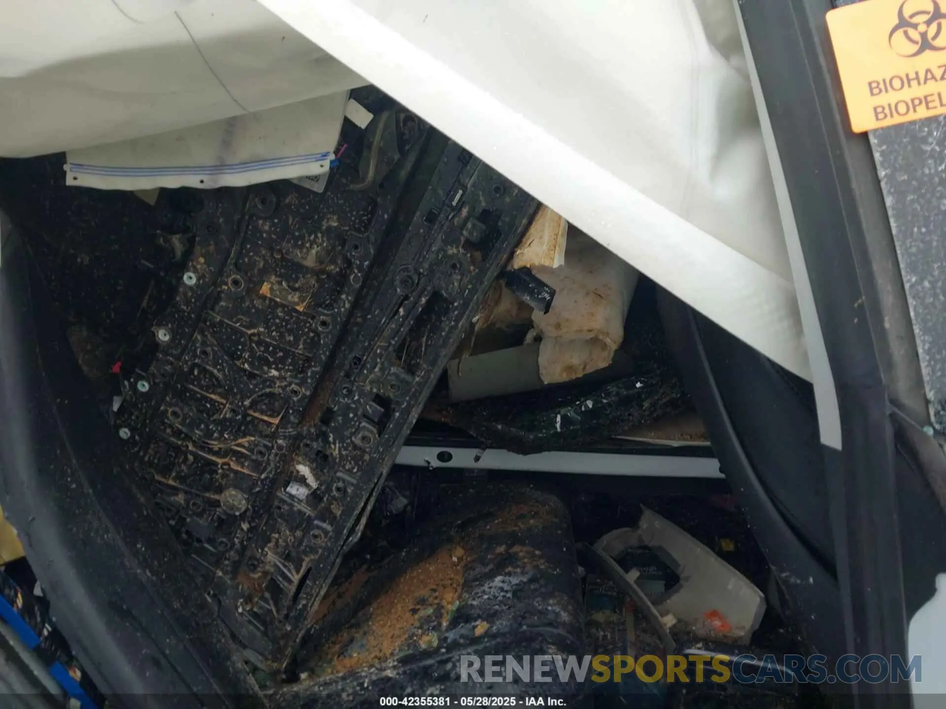 8 Photograph of a damaged car 5YJ3E1EB3NF186902 TESLA MODEL 3 2022