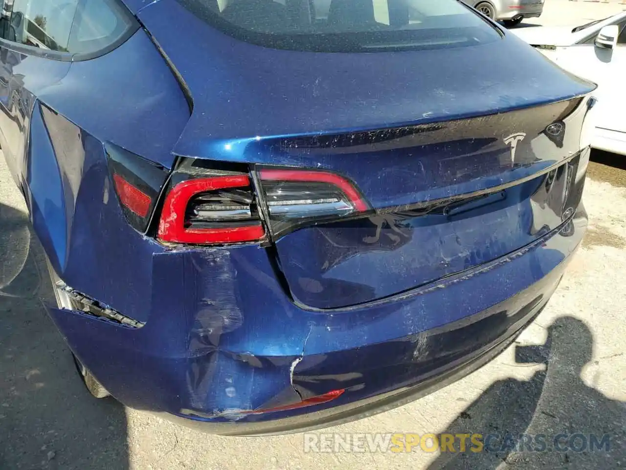 9 Photograph of a damaged car 5YJ3E1EB3NF191548 TESLA MODEL 3 2022