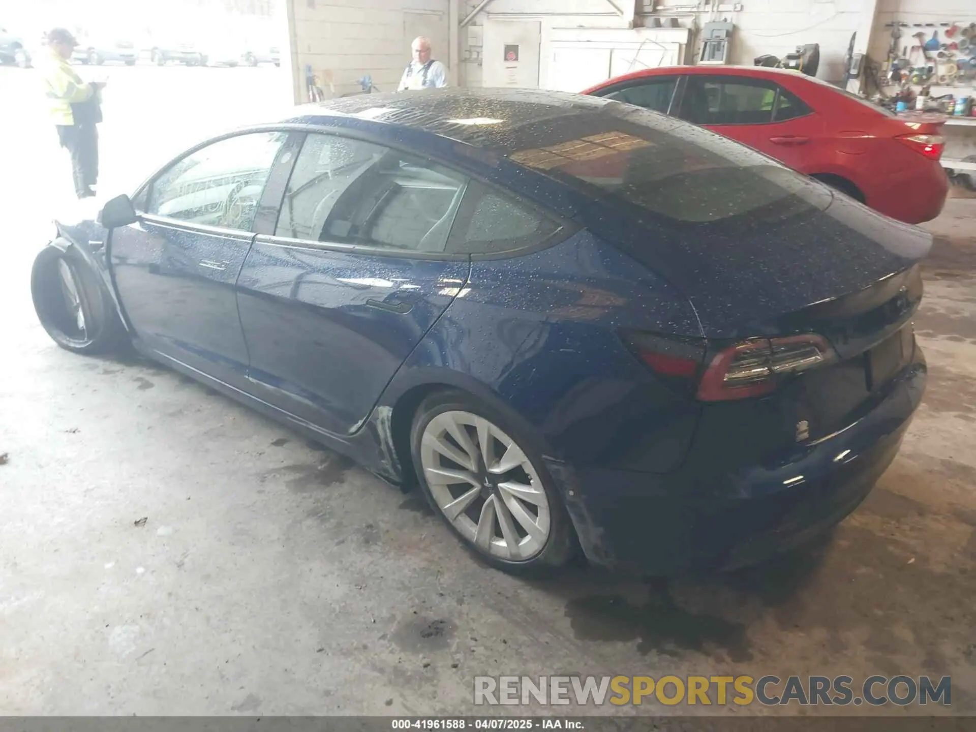 3 Photograph of a damaged car 5YJ3E1EB3NF209109 TESLA MODEL 3 2022