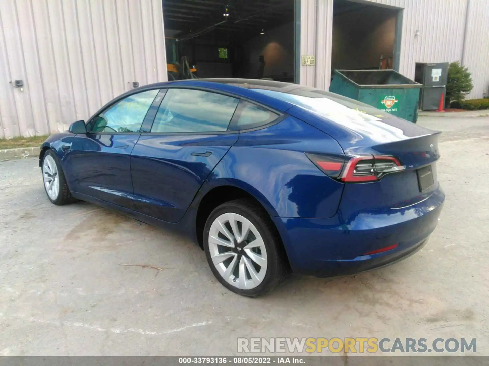 3 Photograph of a damaged car 5YJ3E1EB3NF231644 TESLA MODEL 3 2022