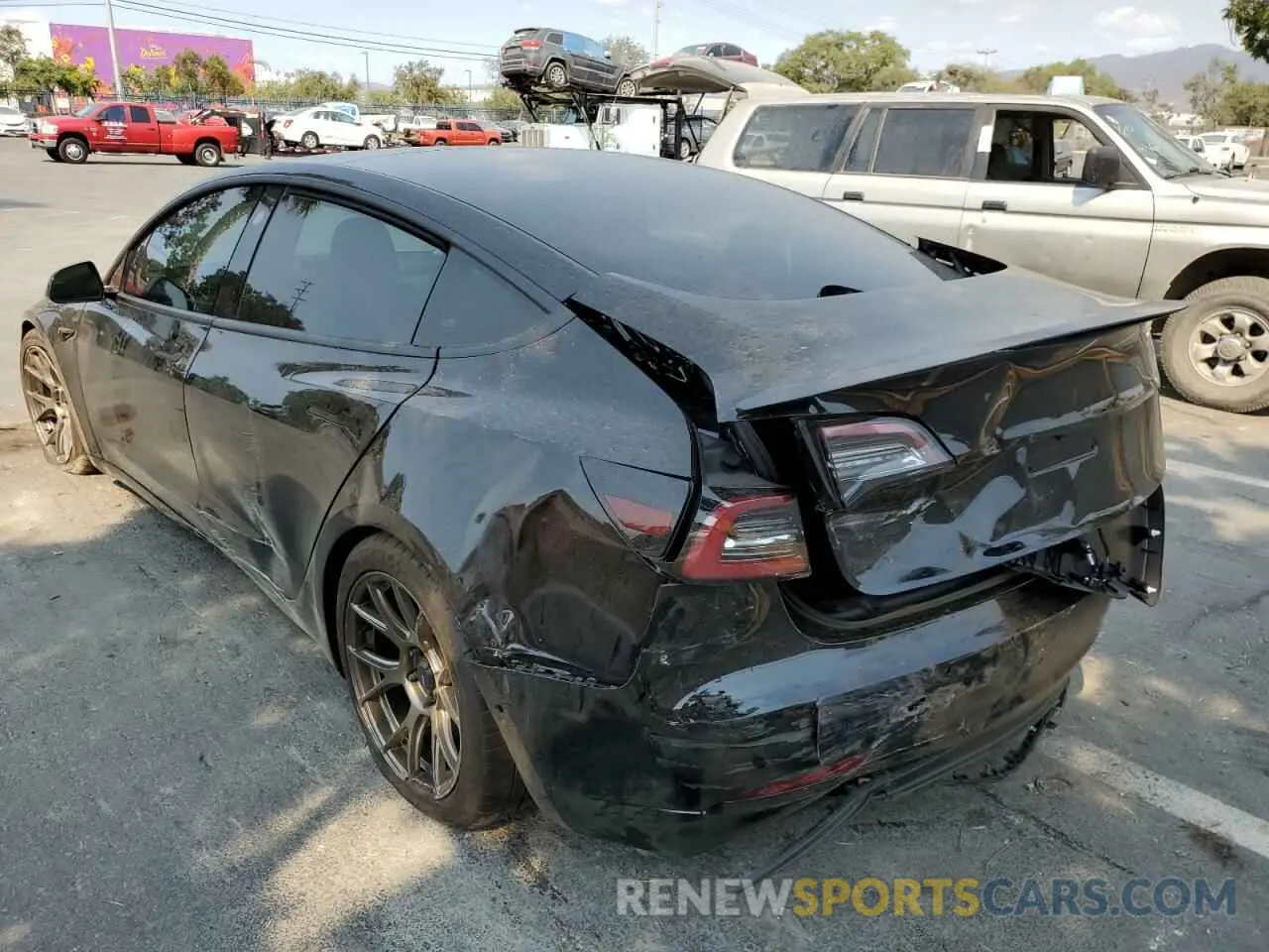 3 Photograph of a damaged car 5YJ3E1EB3NF233636 TESLA MODEL 3 2022