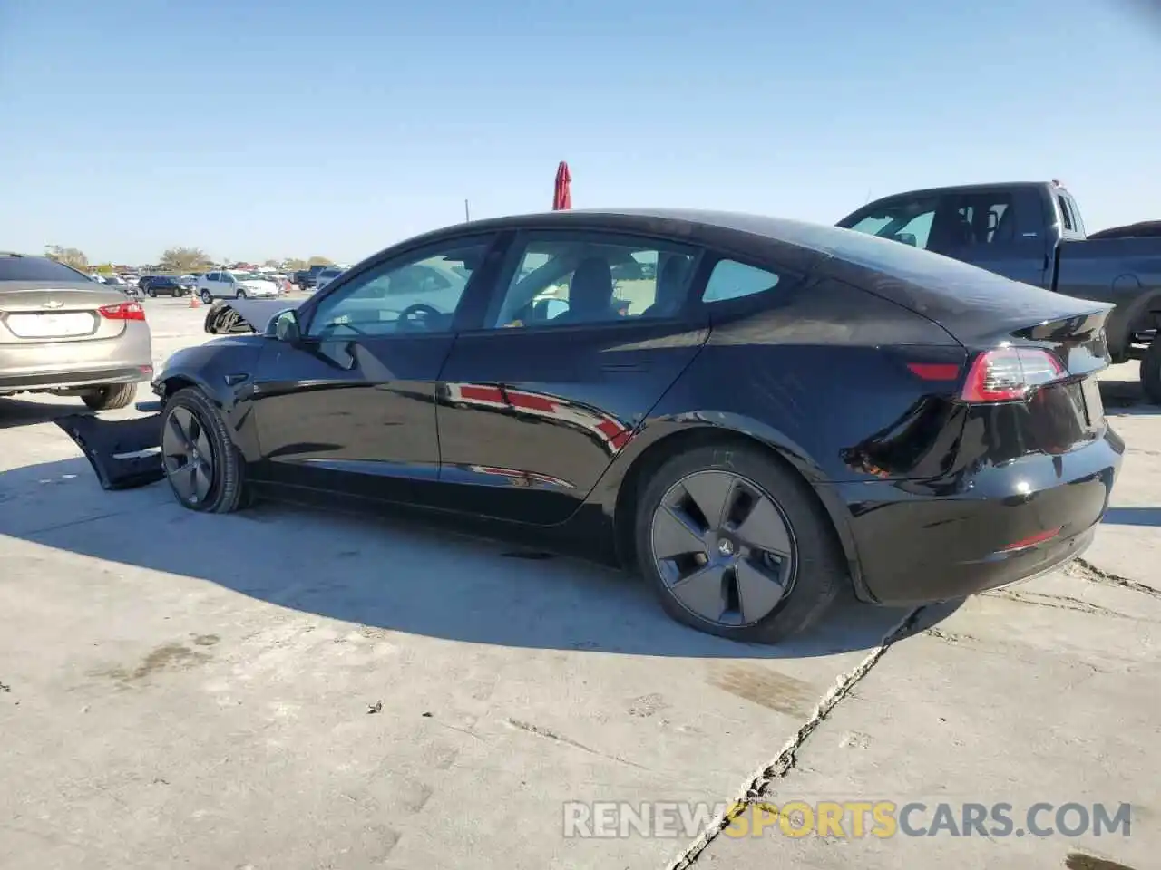 2 Photograph of a damaged car 5YJ3E1EB3NF240487 TESLA MODEL 3 2022