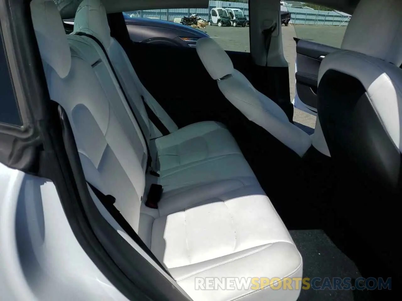 12 Photograph of a damaged car 5YJ3E1EB3NF249738 TESLA MODEL 3 2022