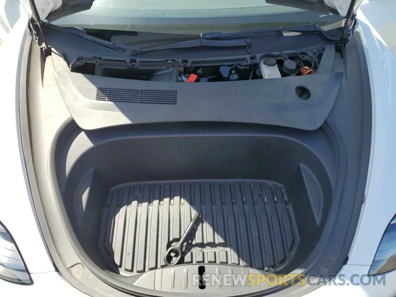 14 Photograph of a damaged car 5YJ3E1EB3NF249738 TESLA MODEL 3 2022