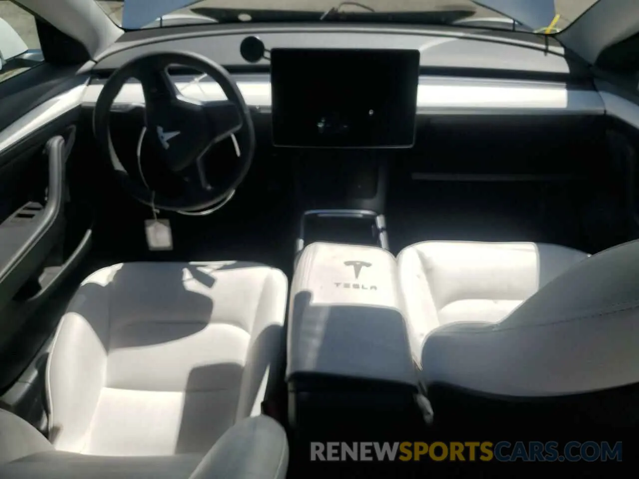 8 Photograph of a damaged car 5YJ3E1EB3NF249738 TESLA MODEL 3 2022