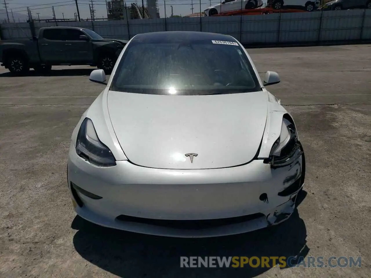 5 Photograph of a damaged car 5YJ3E1EB3NF253434 TESLA MODEL 3 2022