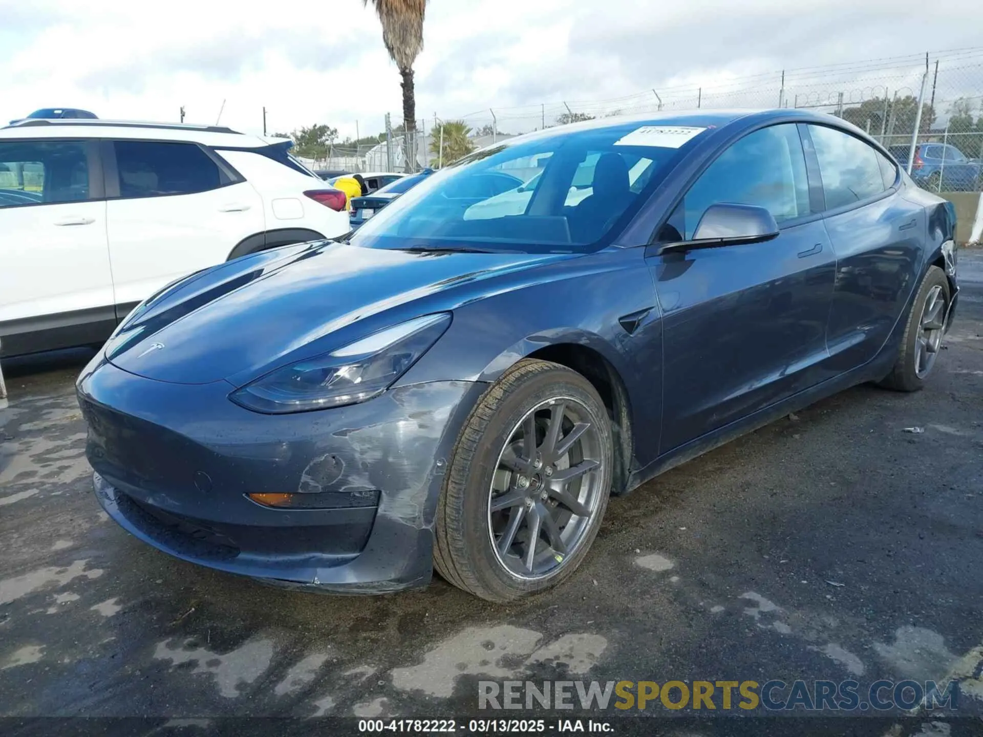 2 Photograph of a damaged car 5YJ3E1EB3NF253546 TESLA MODEL 3 2022