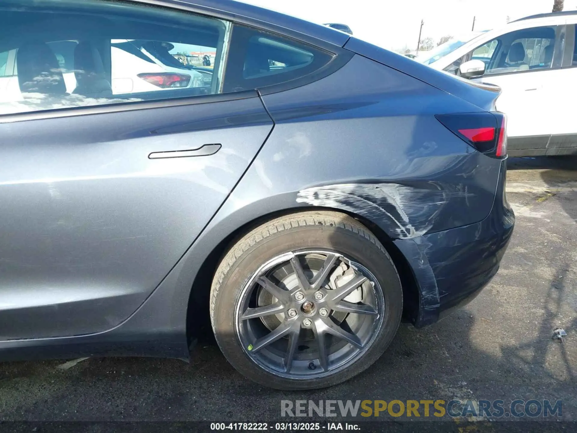 6 Photograph of a damaged car 5YJ3E1EB3NF253546 TESLA MODEL 3 2022