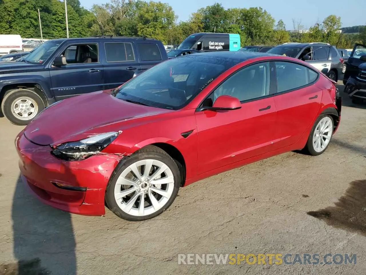 1 Photograph of a damaged car 5YJ3E1EB3NF255412 TESLA MODEL 3 2022