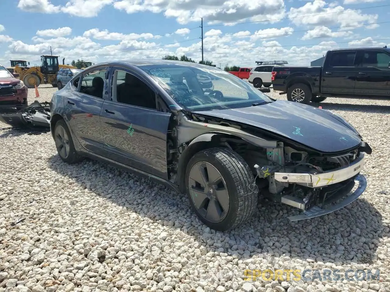 4 Photograph of a damaged car 5YJ3E1EB3NF260450 TESLA MODEL 3 2022