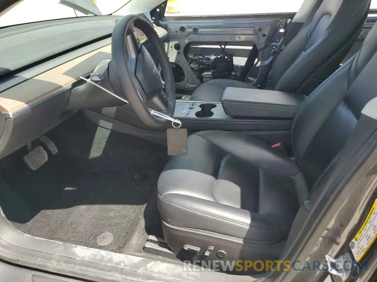 7 Photograph of a damaged car 5YJ3E1EB3NF260450 TESLA MODEL 3 2022