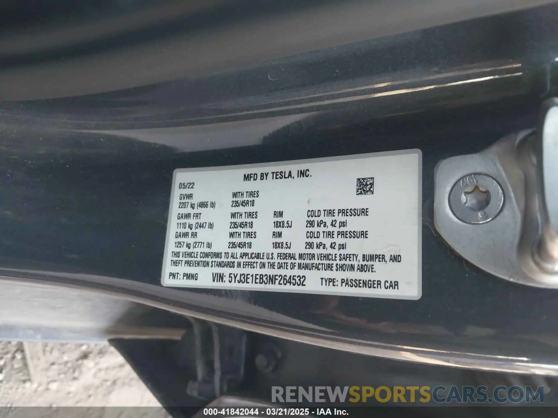 9 Photograph of a damaged car 5YJ3E1EB3NF264532 TESLA MODEL 3 2022