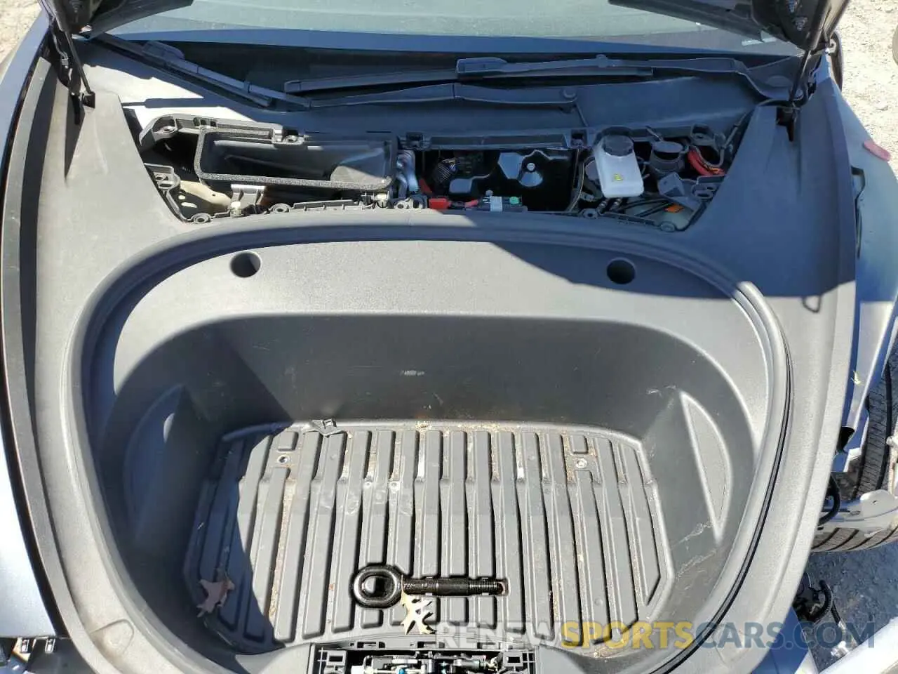 11 Photograph of a damaged car 5YJ3E1EB3NF275319 TESLA MODEL 3 2022