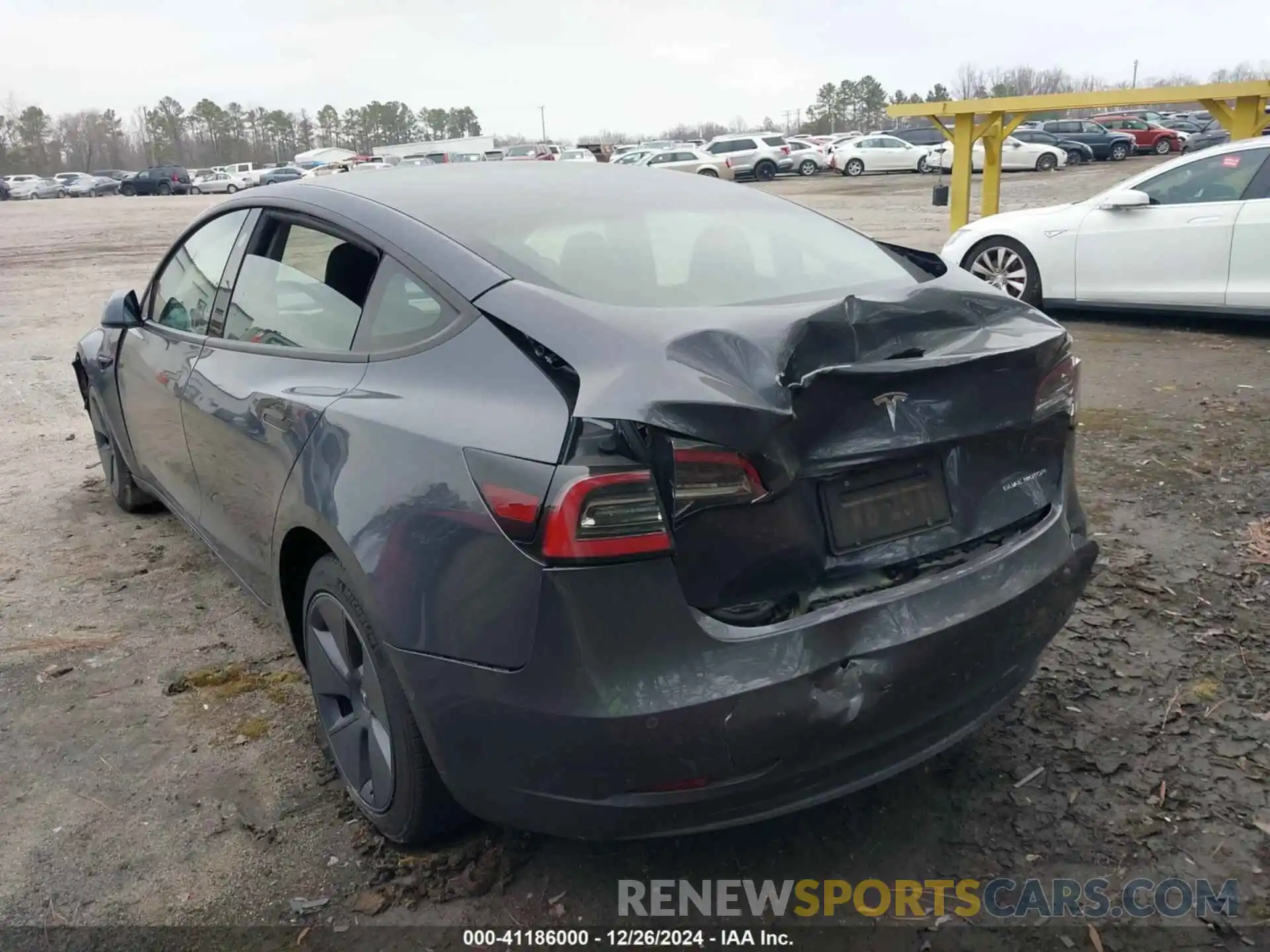 6 Photograph of a damaged car 5YJ3E1EB3NF275997 TESLA MODEL 3 2022