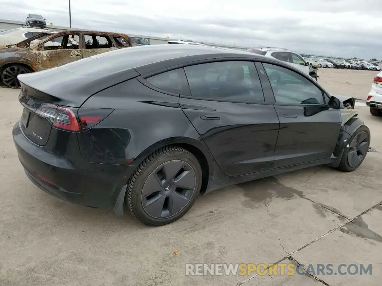 3 Photograph of a damaged car 5YJ3E1EB3NF278091 TESLA MODEL 3 2022