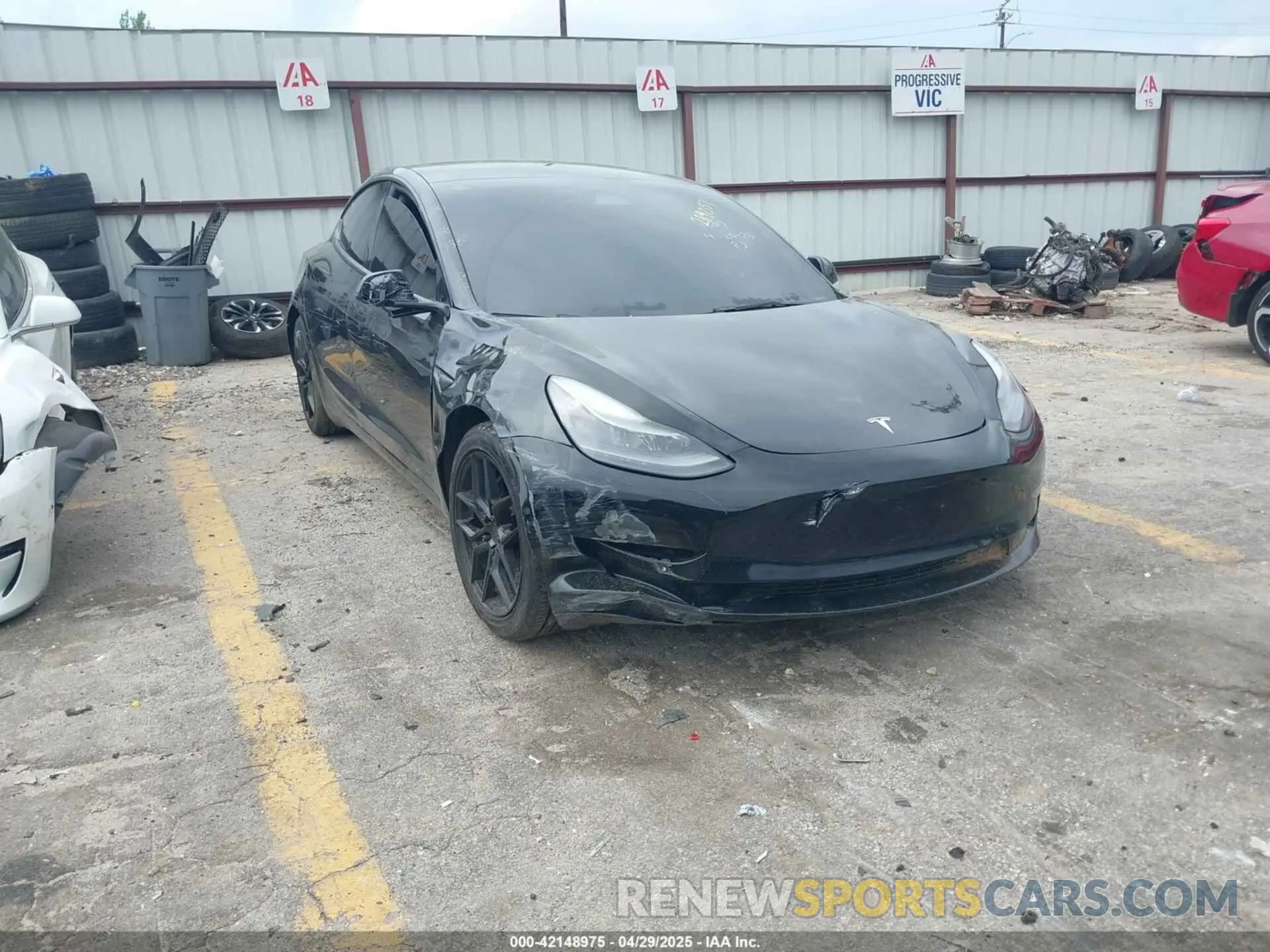 1 Photograph of a damaged car 5YJ3E1EB3NF289057 TESLA MODEL 3 2022