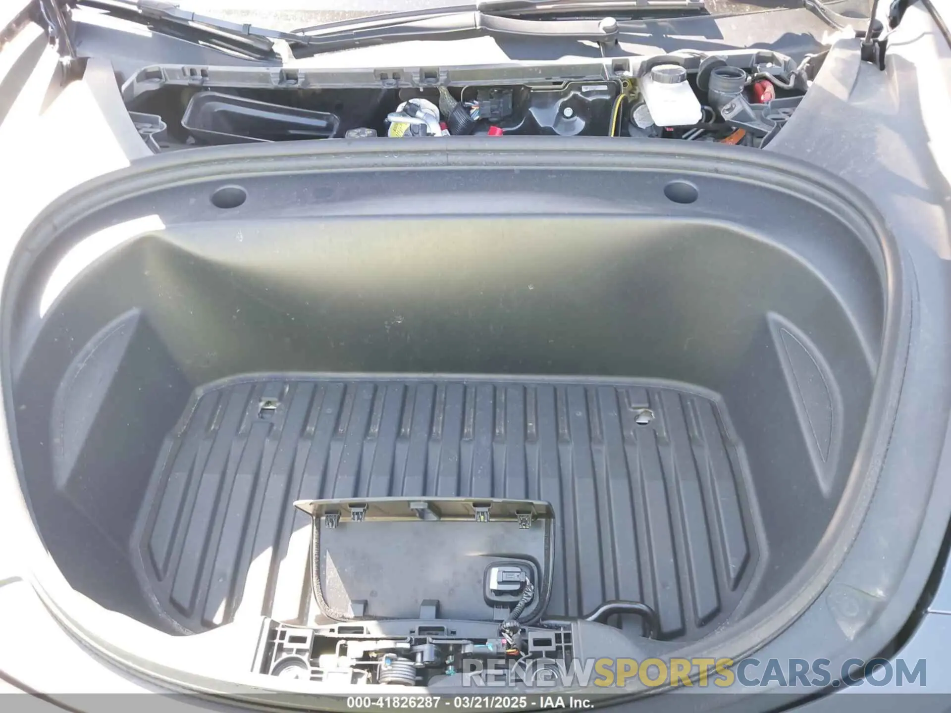 10 Photograph of a damaged car 5YJ3E1EB3NF290550 TESLA MODEL 3 2022