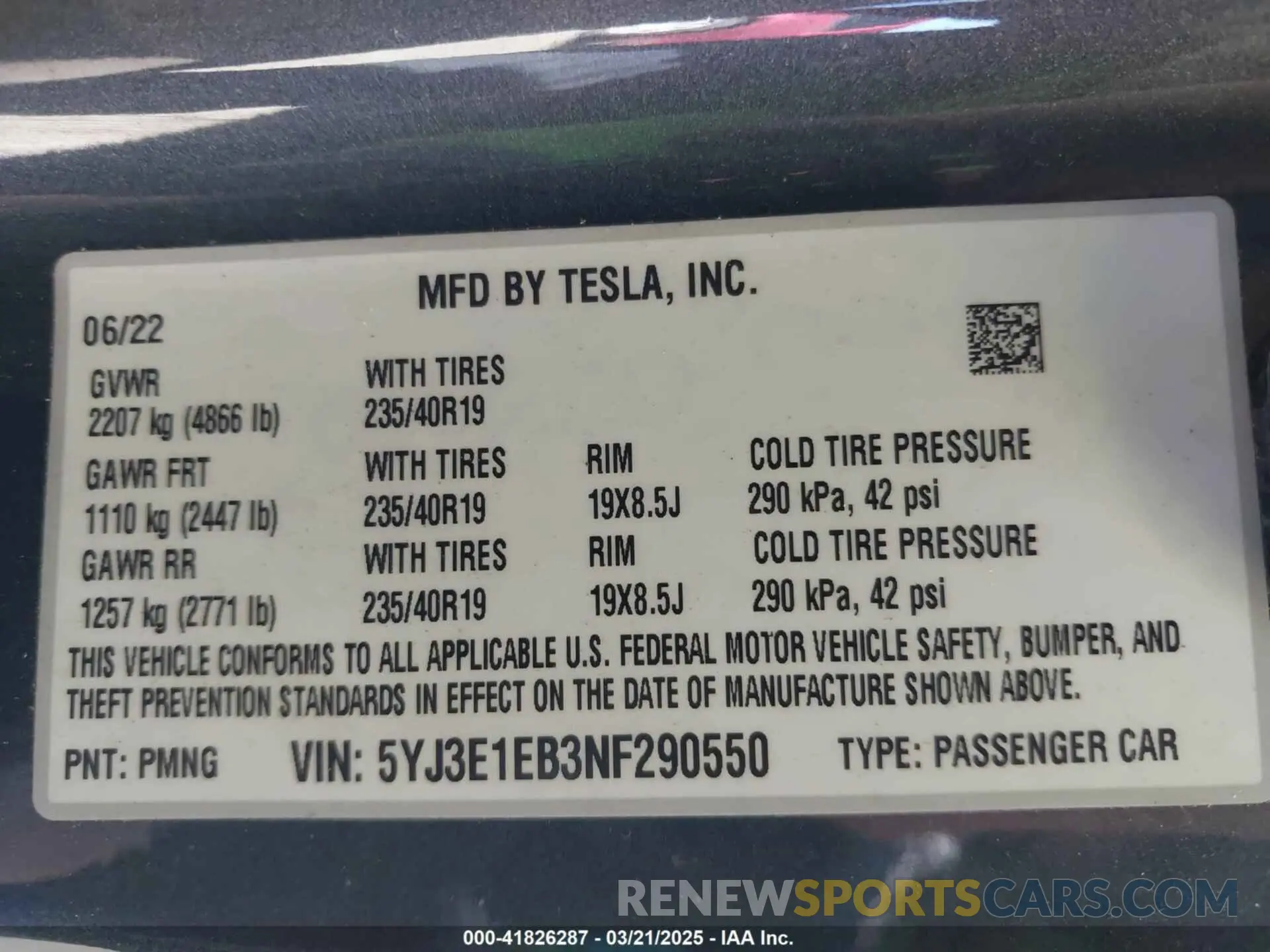 9 Photograph of a damaged car 5YJ3E1EB3NF290550 TESLA MODEL 3 2022