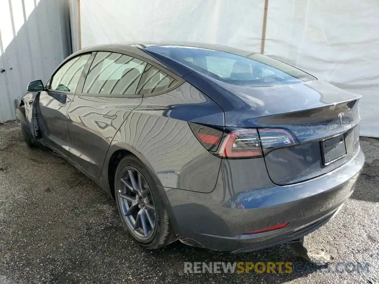 2 Photograph of a damaged car 5YJ3E1EB3NF291147 TESLA MODEL 3 2022