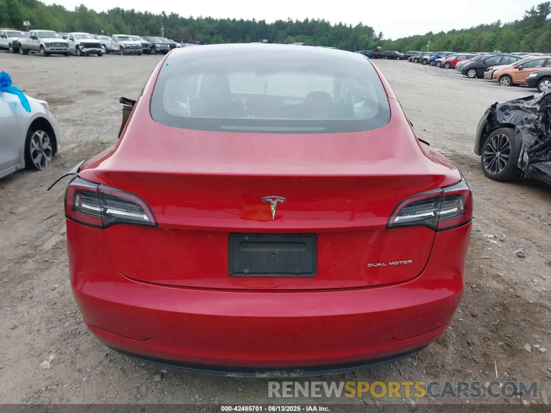 15 Photograph of a damaged car 5YJ3E1EB3NF324681 TESLA MODEL 3 2022