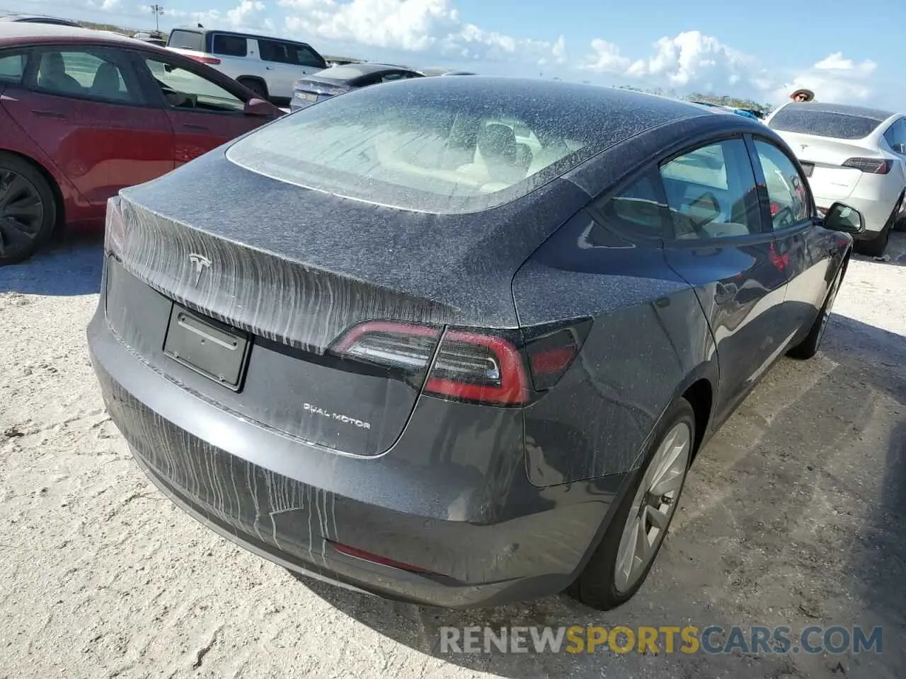 3 Photograph of a damaged car 5YJ3E1EB3NF328634 TESLA MODEL 3 2022