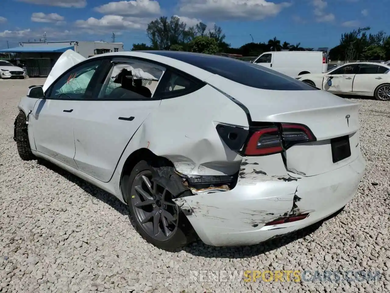 3 Photograph of a damaged car 5YJ3E1EB4NF129060 TESLA MODEL 3 2022