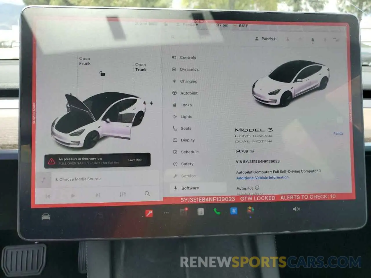 9 Photograph of a damaged car 5YJ3E1EB4NF139023 TESLA MODEL 3 2022